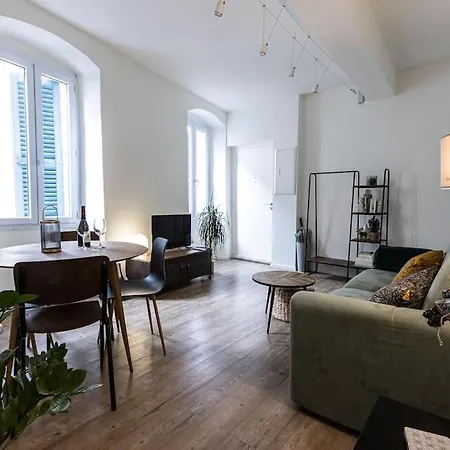 아파트 Cocooning Au Coeur De La Cite Imperiale