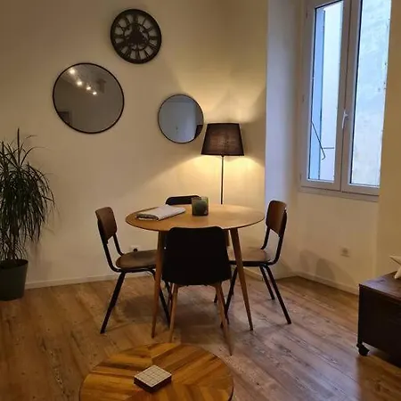 아파트 Cocooning Au Coeur De La Cite Imperiale
