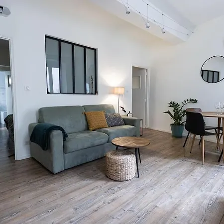 Cocooning Au Cœur De La Cité Impériale *