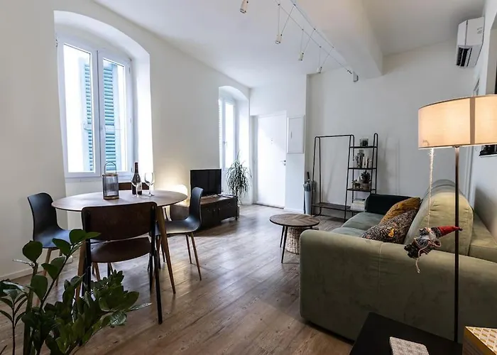 Appartement Cocooning Au Cœur De La Cité Impériale