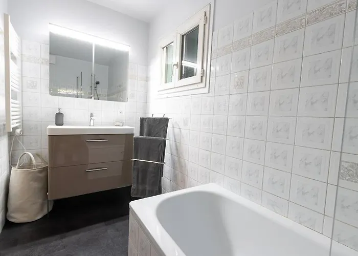 Cocooning Au Cœur De La Cité Impériale